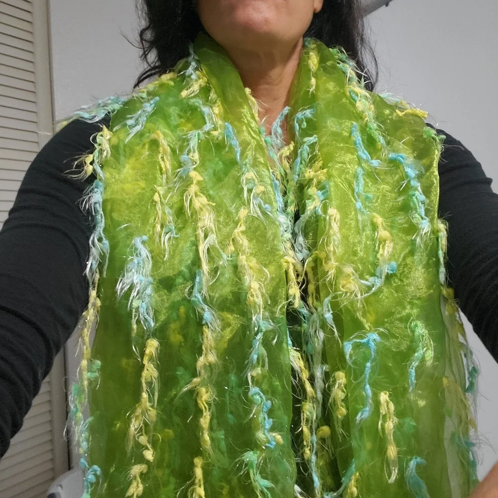 ❤️ Sheer scarf